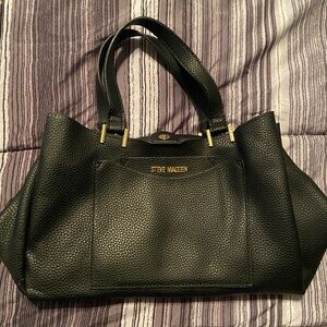 Steve Madden bag.  Great condition.